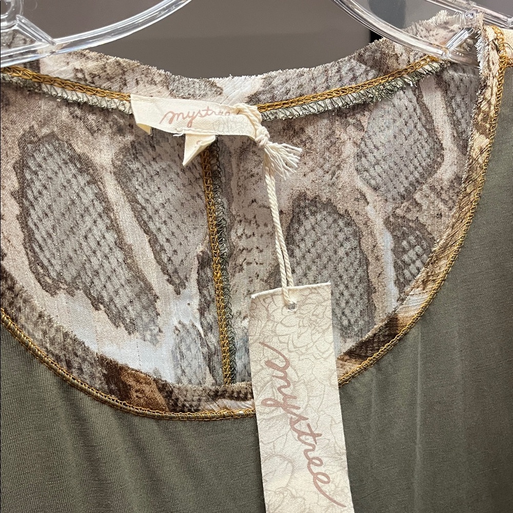 Mystree Olive Green Tank with Neutral Patterned Trim - Picture 4 of 8